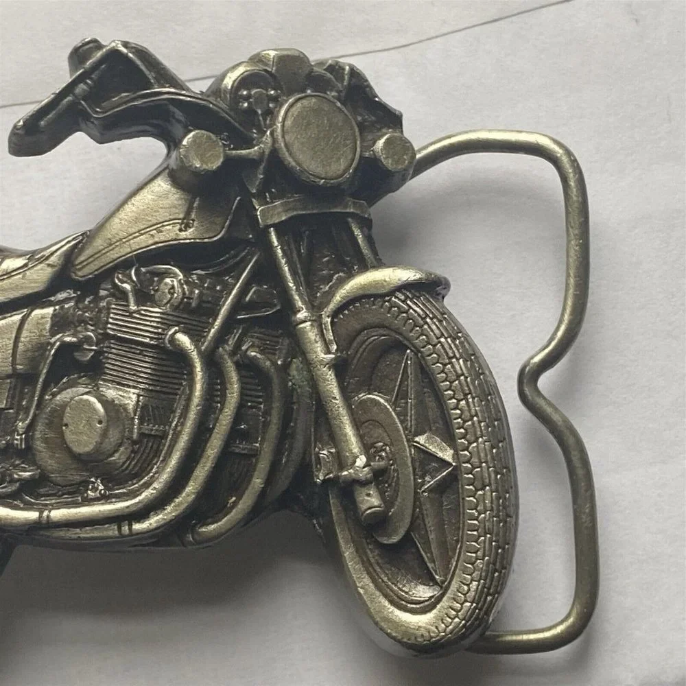VINTAGE 1979 CUT-OUT MOTORCYCLE BERGAMOT BRASS BELT BUCKLE H 39